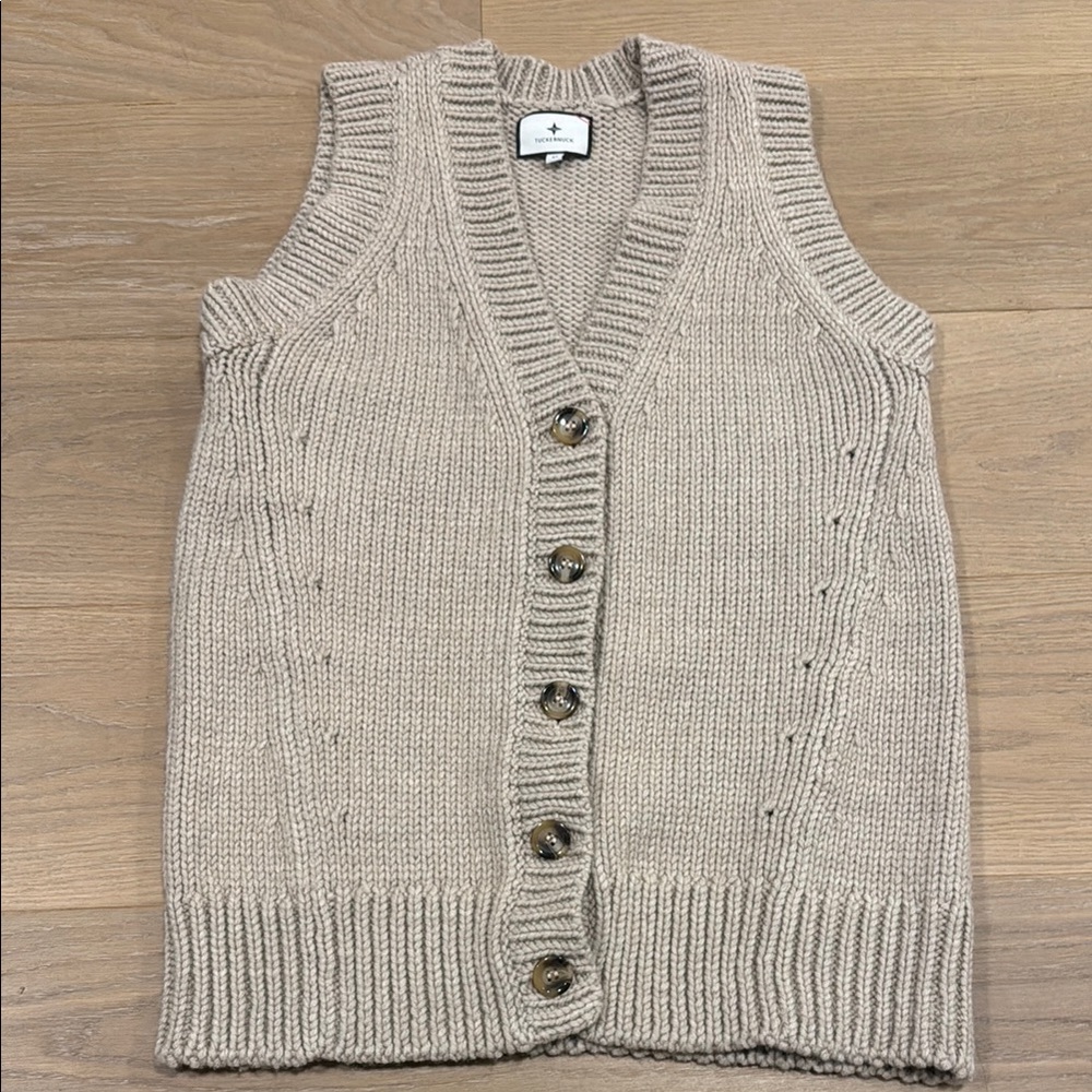 Excellent condition Tuckernuck Sz XS Women's Beige Sweater Vest